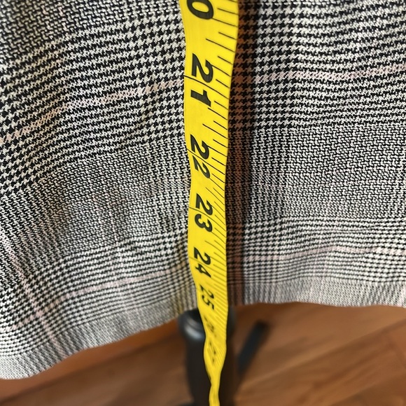 💗 $ 1395 Escada Check Grey Fitted Blazer - Picture 9 of 9